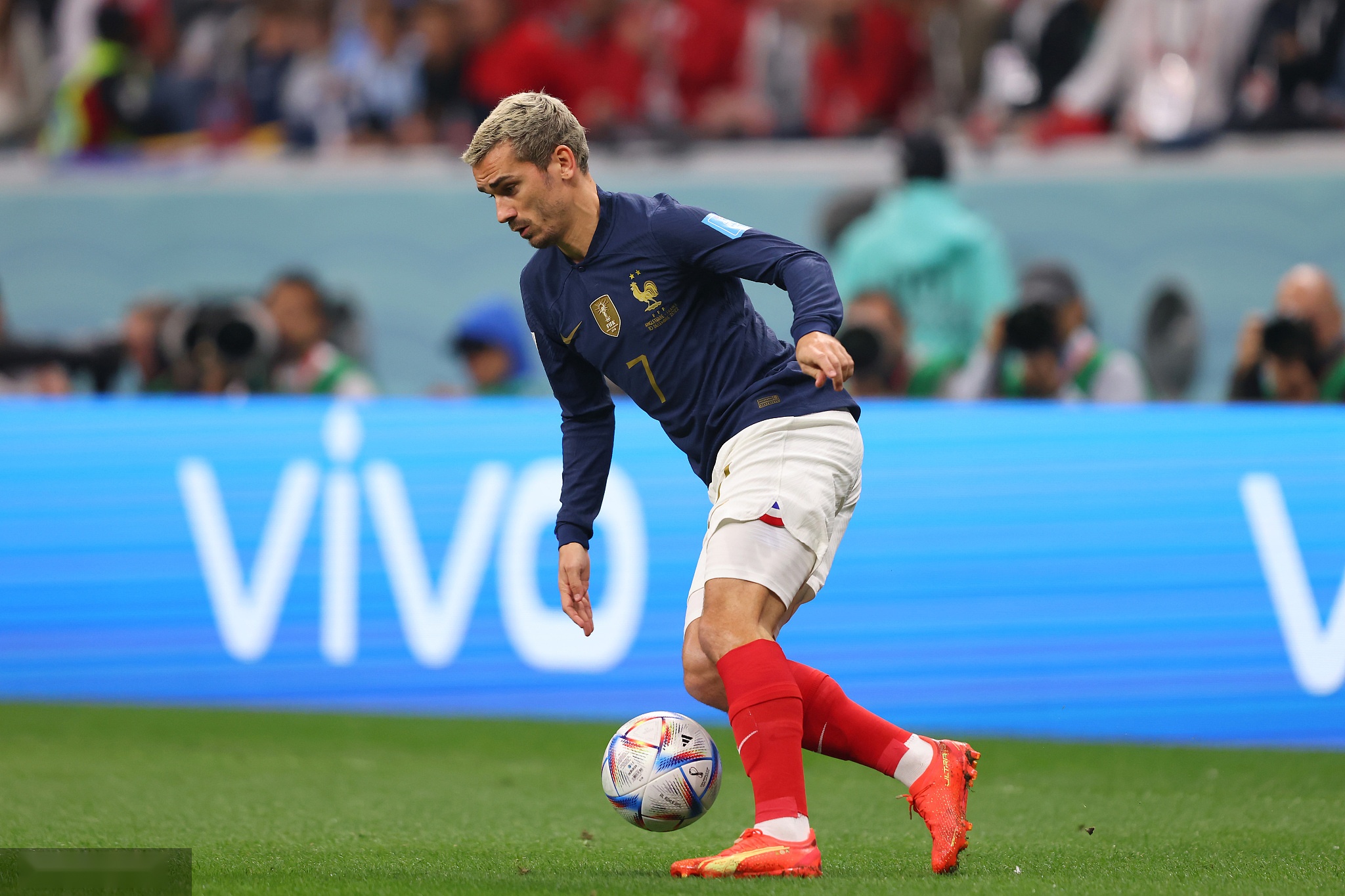 aoa体育体育直播-包含法国狂胜，格列兹曼上演帽子戏法的词条