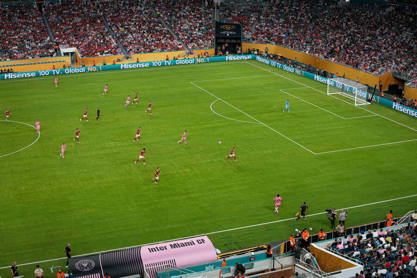 世俱杯决赛前夕，球迷热情响应赛事活动的简单介绍