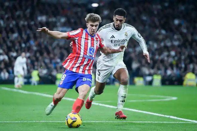 aoa体育体育在线-马德里竞技主场击败对手，保持领跑位置