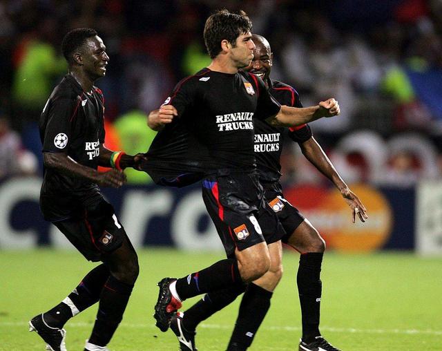 aoa体育体育app下载-里尔镇在对阵南特队时表现不俗的简单介绍