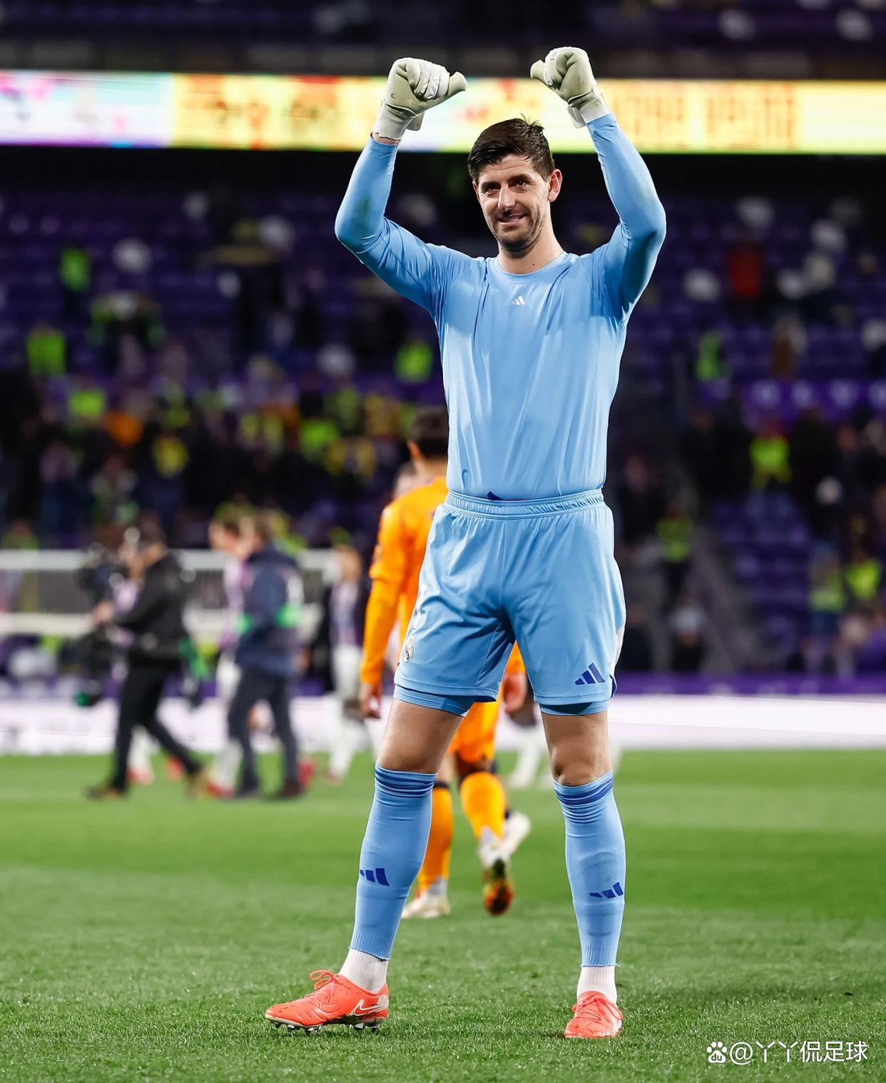 皇家马德里大胜瓦拉多利德,领先优势拉大的简单介绍 皇家马德里大胜瓦拉多利德,领先优势拉大的简单介绍