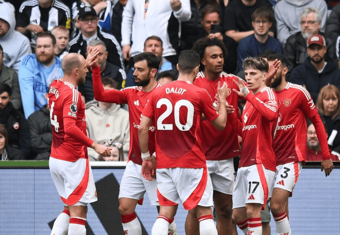 曼联逼平对手,英超积分拉近差距 曼联逼平对手,英超积分拉近差距