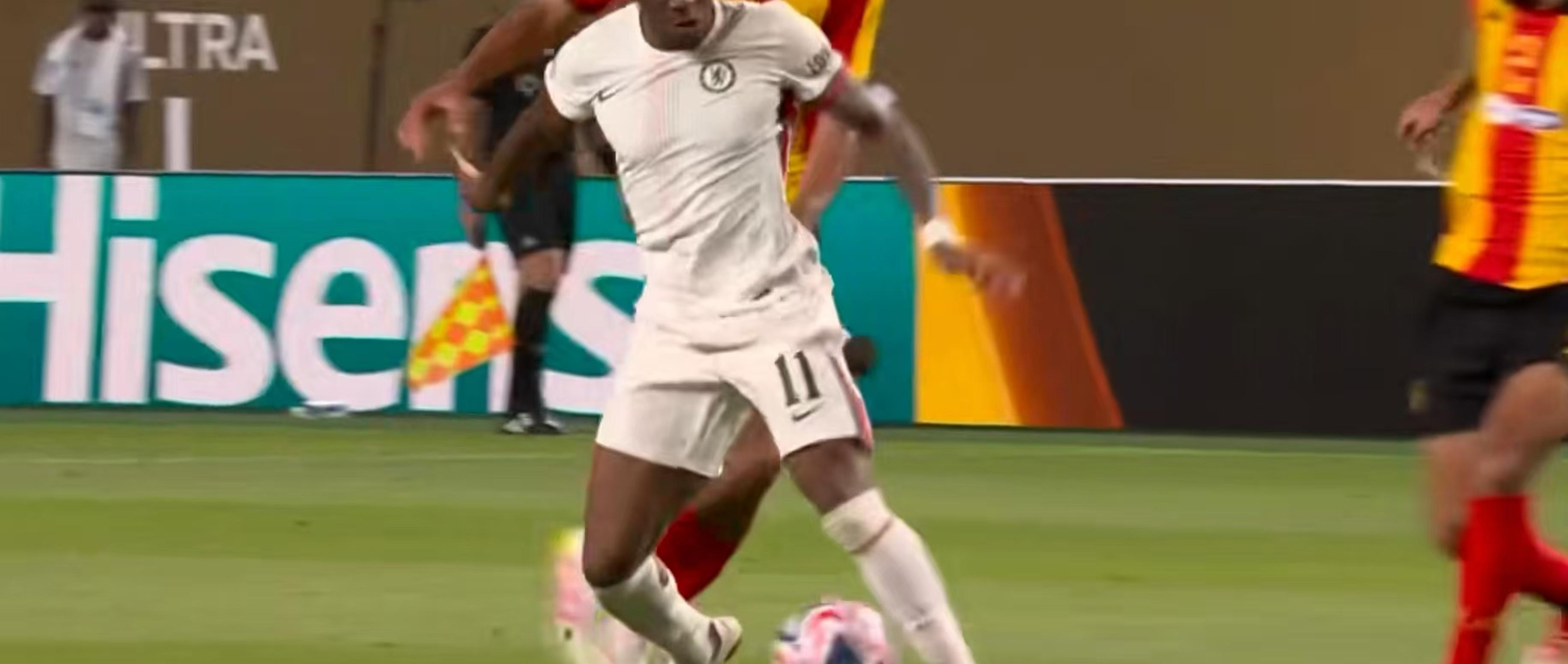 切尔西客场逆转，成功拿下重要三分