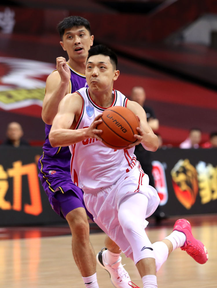 青岛队备战用心,全力挑战实现突破 青岛队备战用心,全力挑战实现突破