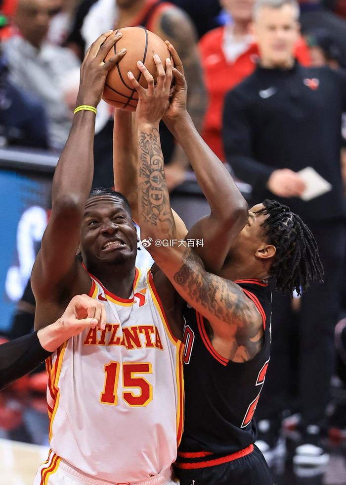 aoa体育体育官网-关于公牛主场大胜老鹰，拉文贡献++数据的信息