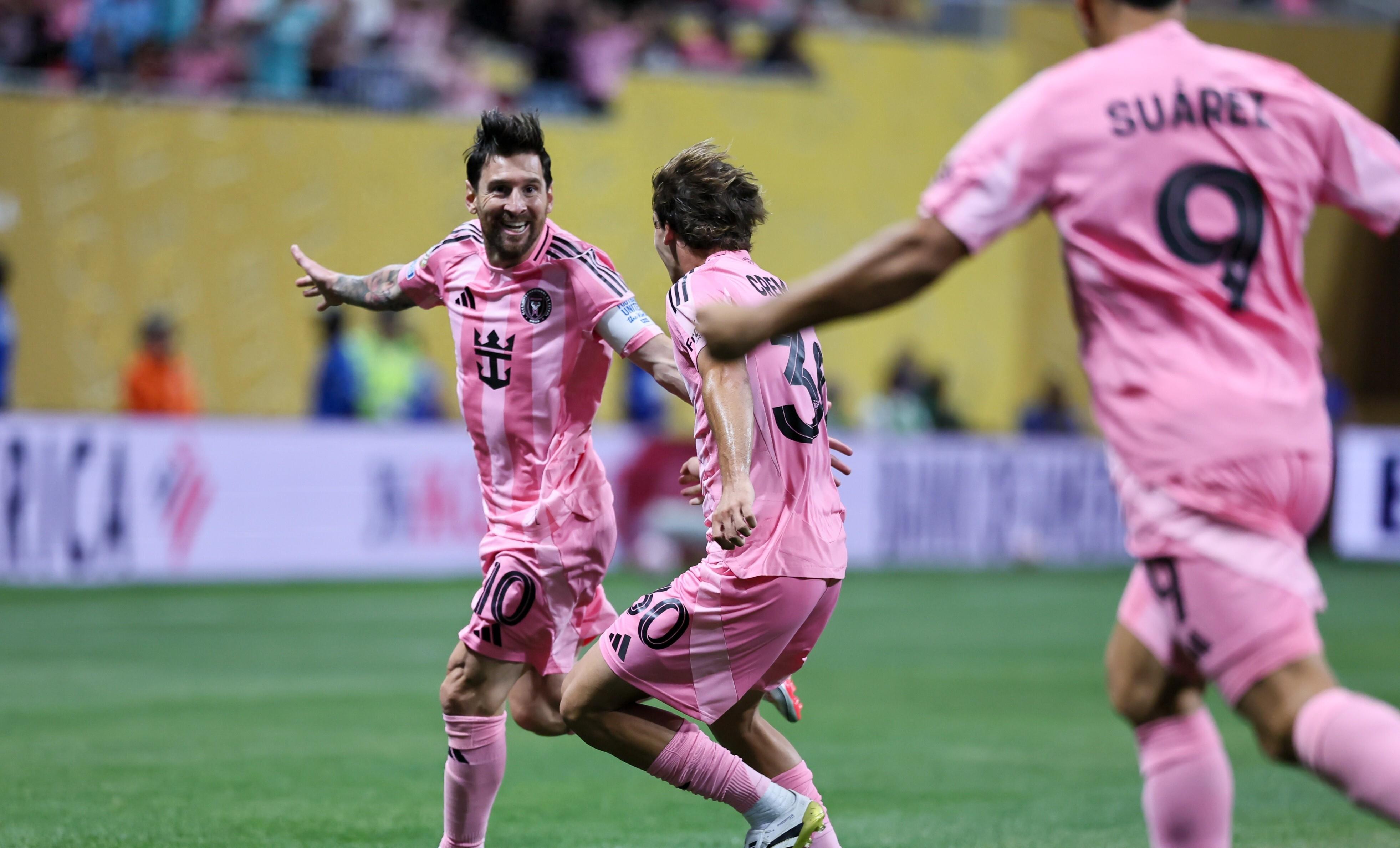 aoa体育体育app-尤文图斯客场击败AC米兰，梅西怒斥队友表现不佳