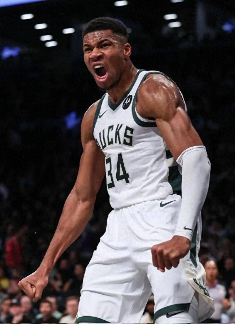 雄鹿大胜步行者,继续保持不败 雄鹿大胜步行者,继续保持不败