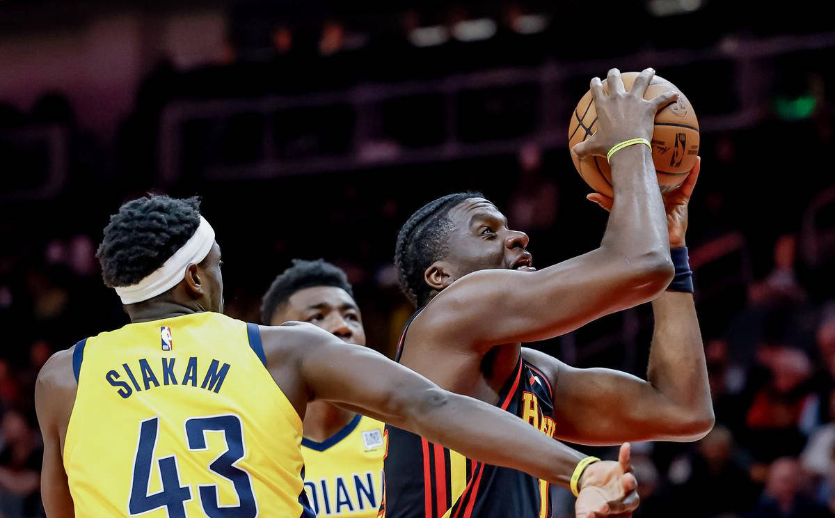 aoa体育体育直播-老鹰主场惨败黄蜂，遭遇失利的简单介绍