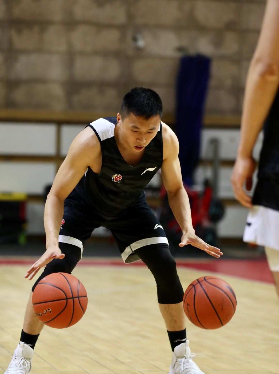 aoa体育体育下载-黑龙江男篮全队齐上阵，备战下一轮比赛的简单介绍