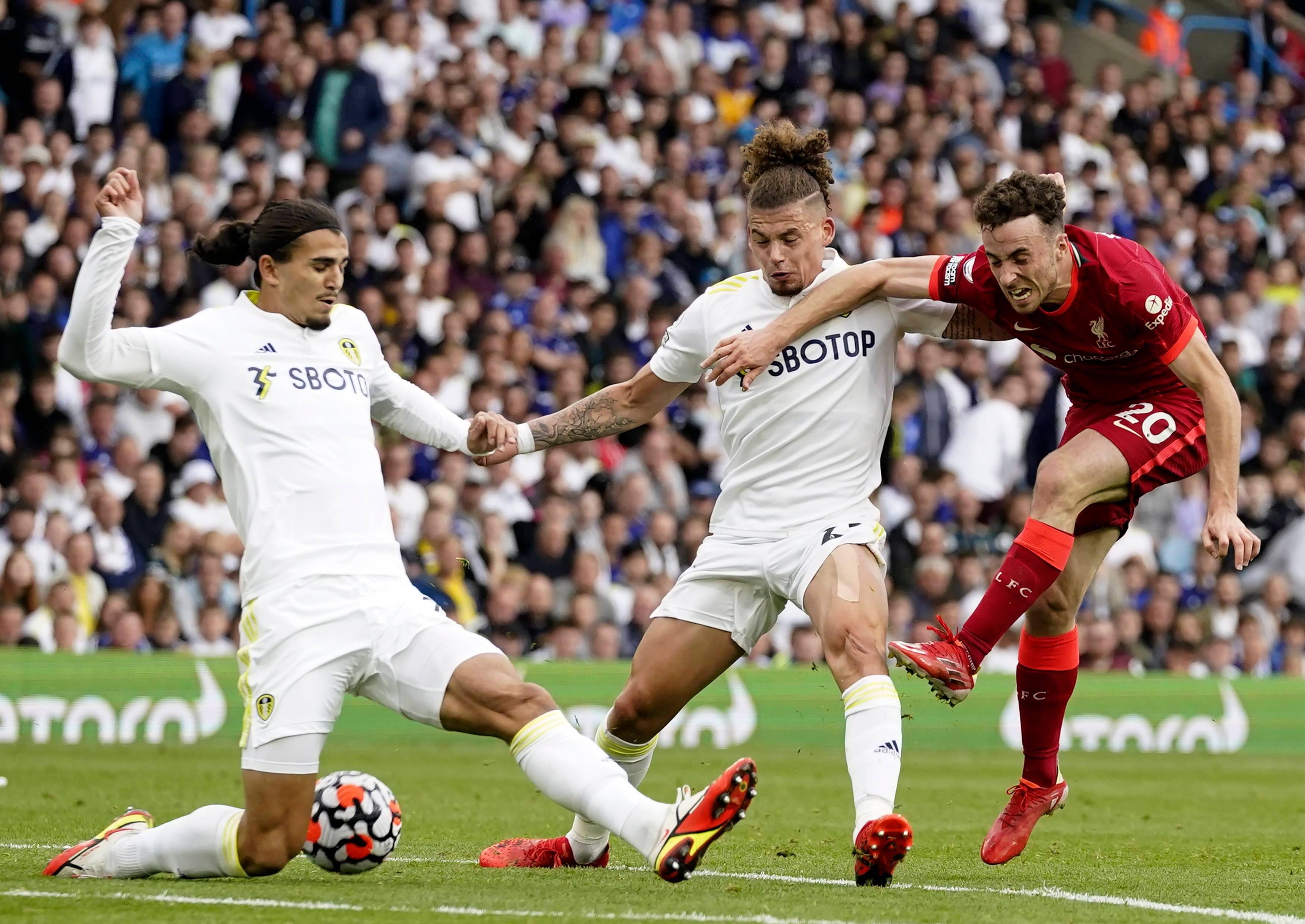 柏林联合客场胜出,拉开与保级区距离的简单介绍 柏林联合客场胜出,拉开与保级区距离的简单介绍